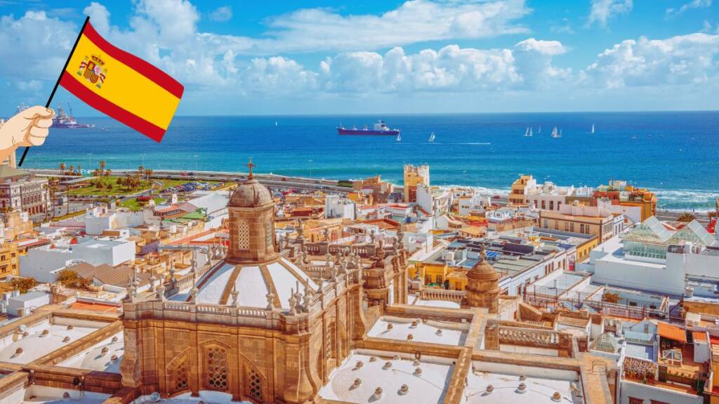 Aurinkoinen kuva Gran Canarialta, vanhasta kaupungista.